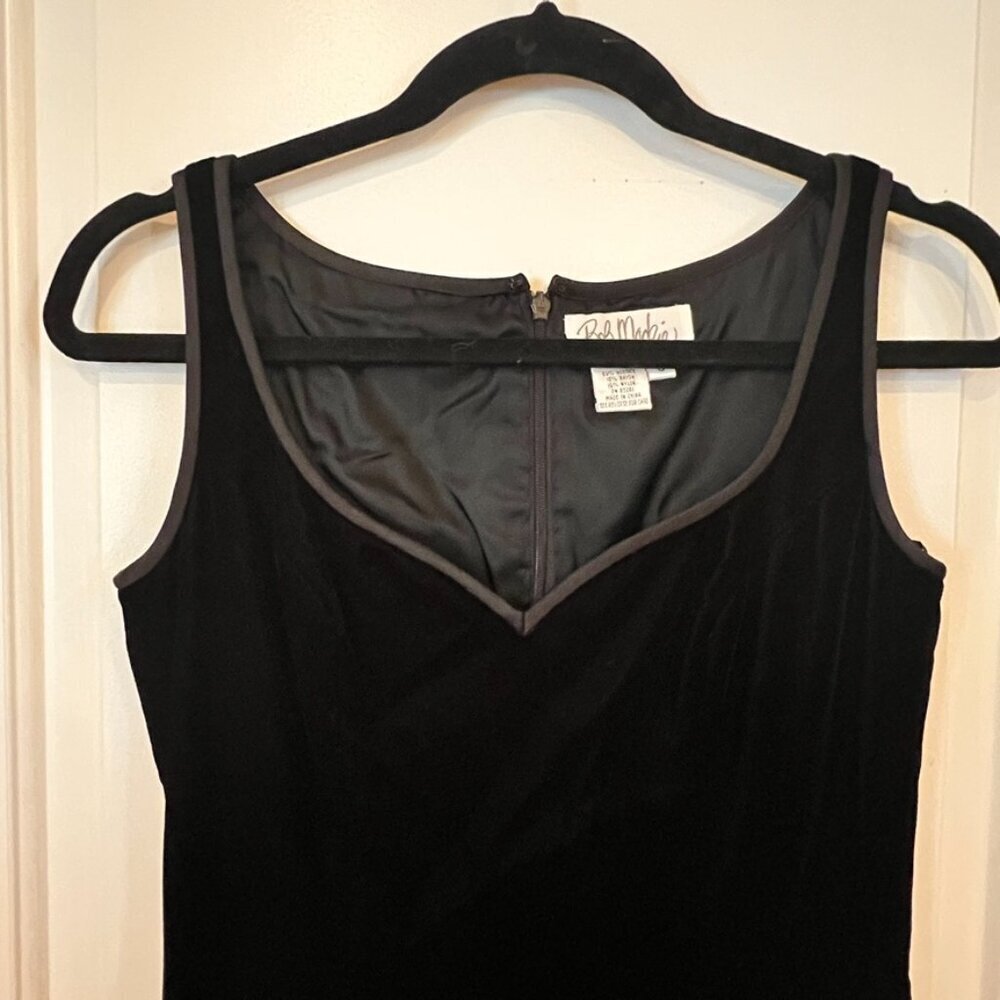 Vintage 90's Bob Mackie Black Velvet Evening Gown Size 6 - Picture 2 of 6